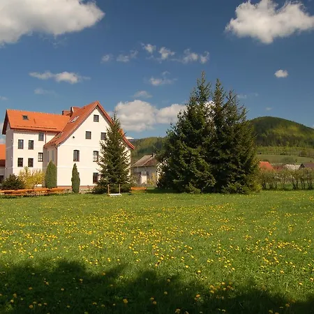 Rezydencja Terra Sudeta Bed & Breakfast 3*