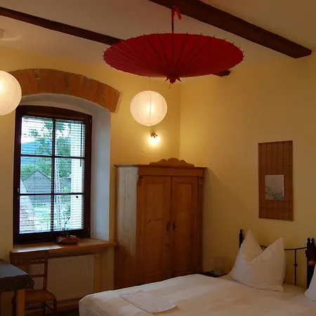 Rezydencja Terra Sudeta Bed and breakfast