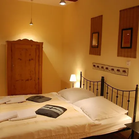 Rezydencja Terra Sudeta Bed and breakfast