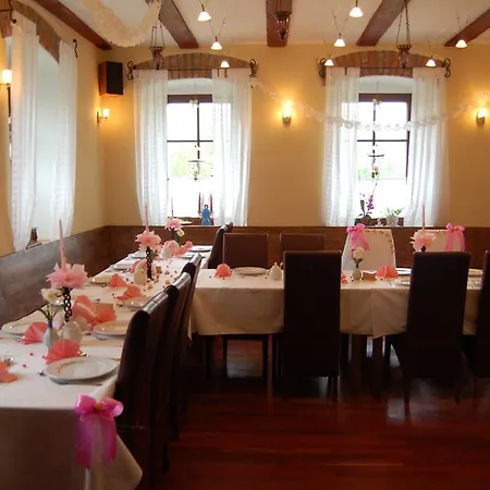 فندق مبيت وإفطار Rezydencja Terra Sudeta 3*