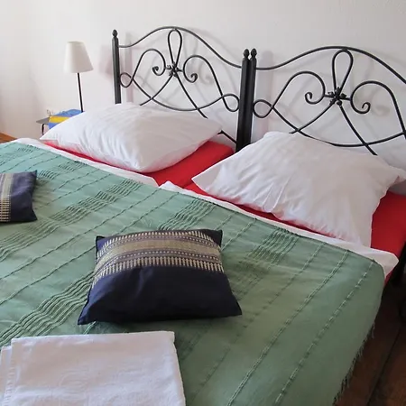 Rezydencja Terra Sudeta فندق مبيت وإفطار مينزليجة