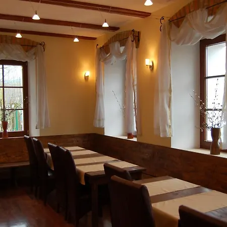 Rezydencja Terra Sudeta فندق مبيت وإفطار مينزليجة