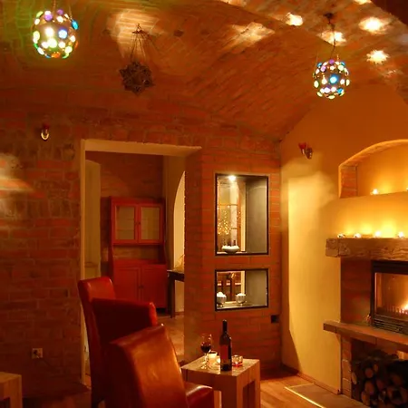 فندق مبيت وإفطار Rezydencja Terra Sudeta مينزليجة