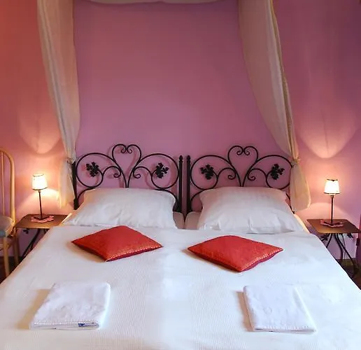 Bed & Breakfast Rezydencja Terra Sudeta 3*