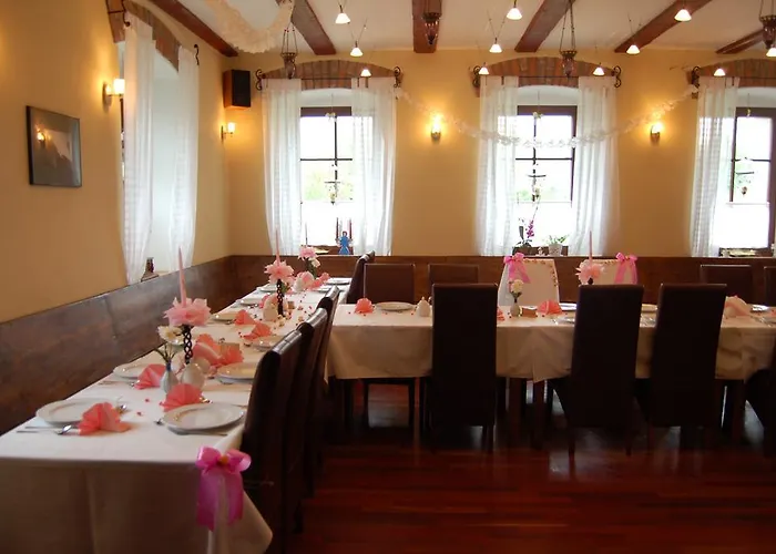 Bed & Breakfast Rezydencja Terra Sudeta 3*