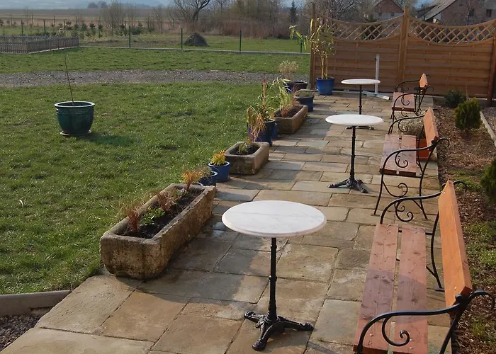 Rezydencja Terra Sudeta Bed & Breakfast